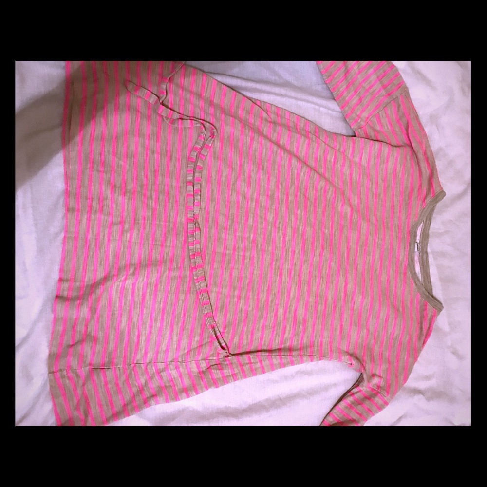 A shirt\dreas